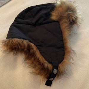 Unisex Gap Trapper Hat